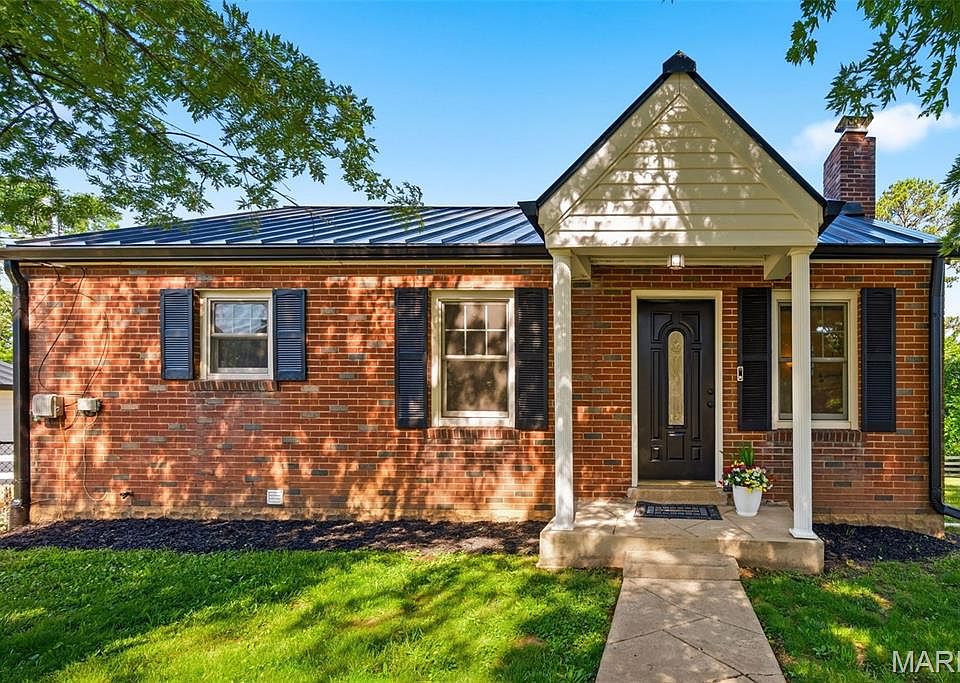 1st image of 2655 Ridge Dr