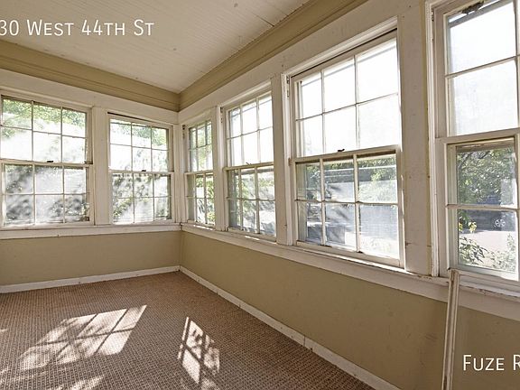 2nd image of 130 W 44th St
