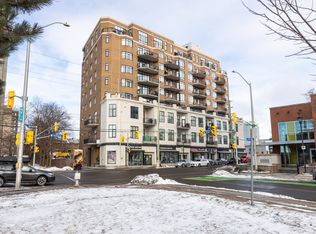 420 Berkley Ave #706, Ottawa, ON K2A4H5