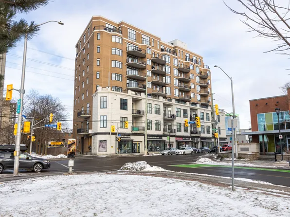 420 Berkley Ave #706, Ottawa, ON K2A 4H5