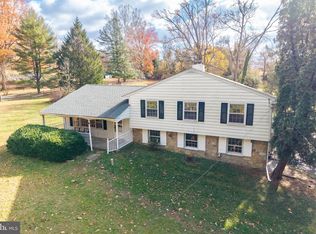 11 Ivy Ln, Glen Mills, PA 19342