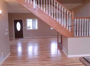 W3803 Magnolia Dr, Lake Geneva, WI 53147