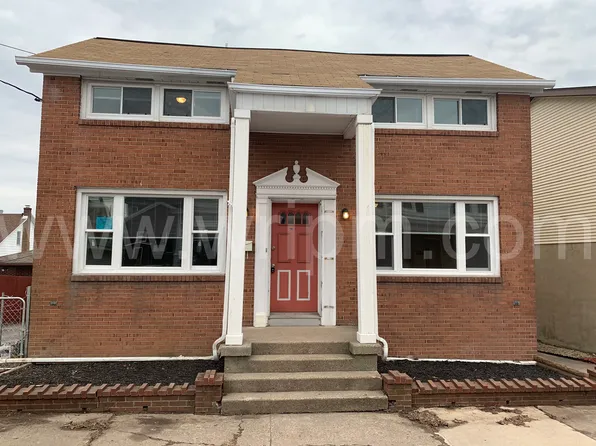 329 E Chapel St, Hazleton, PA 18201