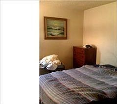 4th image of 1327 W 222nd St