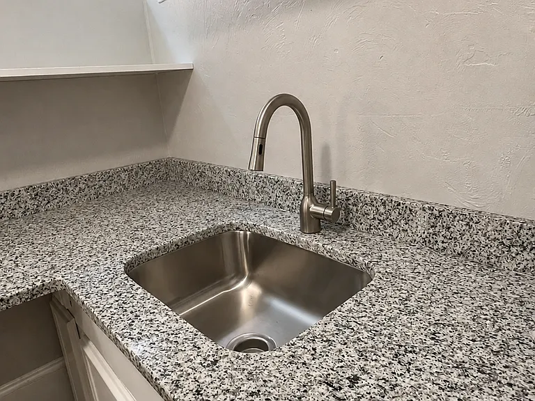240 Robbins St #1 — Photo 8