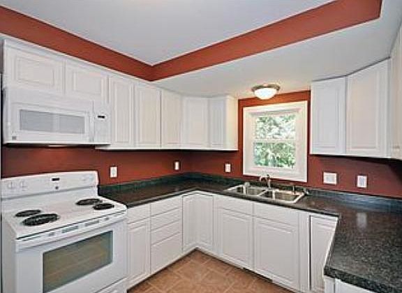 5th image of 14440 Groveland Trl