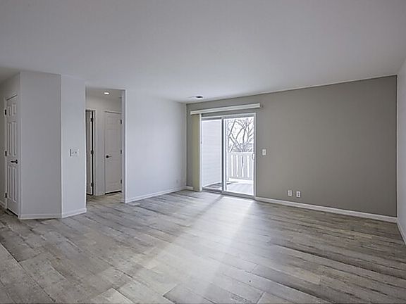 3rd image of 7515 N 286th St #60adb5862
