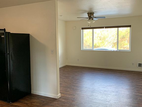 3rd image of 901 Mount Olympus Ave SE #C