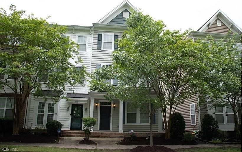 1st image of 228 Paradise Dr