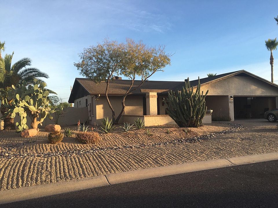 OVER A 1/4 ACRE LOT !
