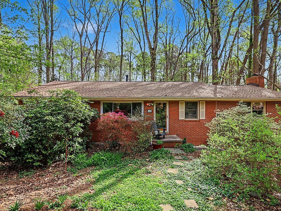 1st image of 325 Meredith St