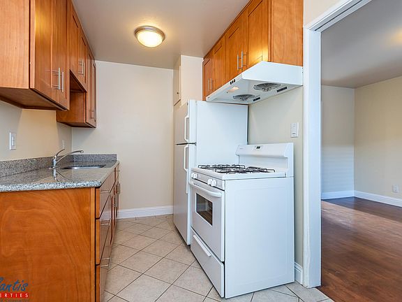 3rd image of 68 Topeka Ave APT 1