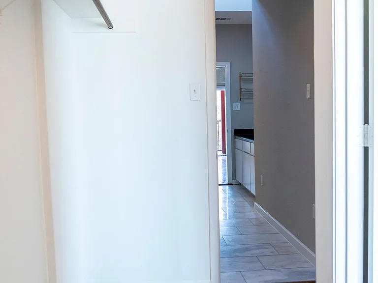 310 S Jensen Dr — Photo 6