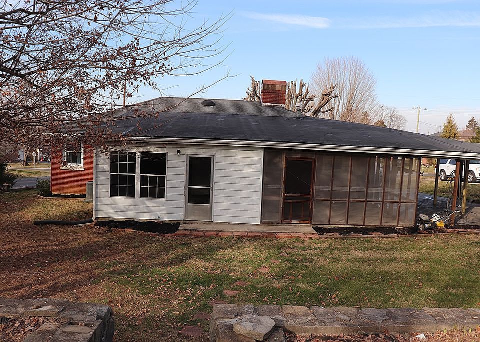 225 Risen Ave, Campbellsville, KY 42718 Zillow