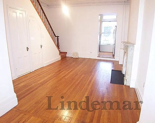 4th image of 442 W 20th St #2