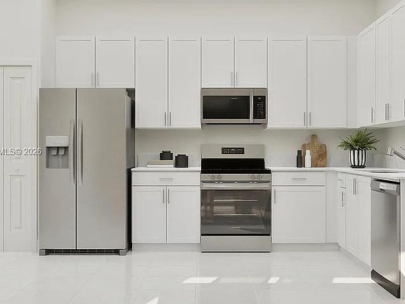 2nd image of 107 SE 20th Ct