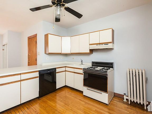4th image of 1340 W Foster Ave APT 2E