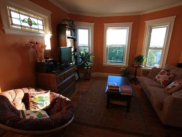 209 Summer St #3 — Photo 5