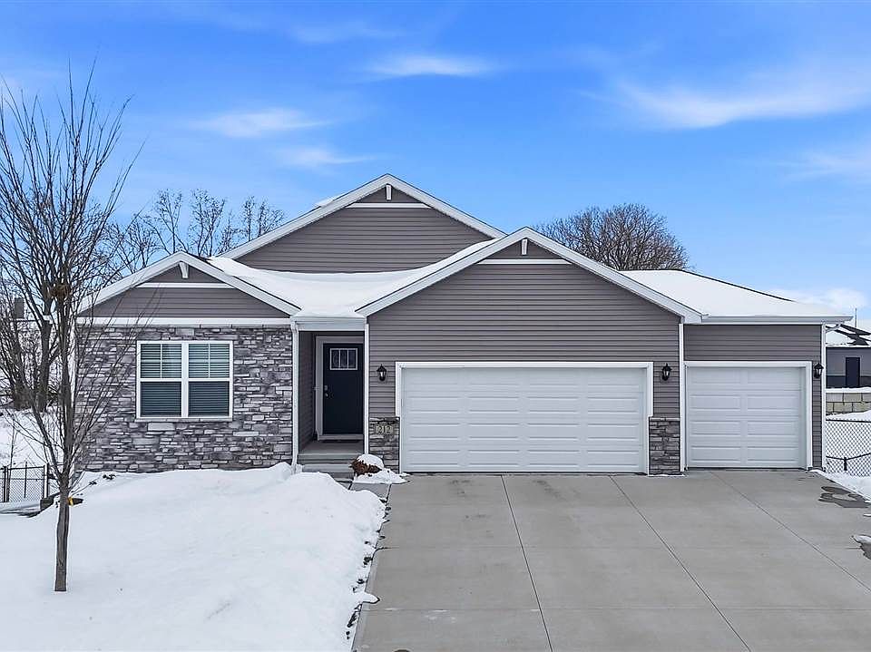 1st image of 212 Dawson Dr