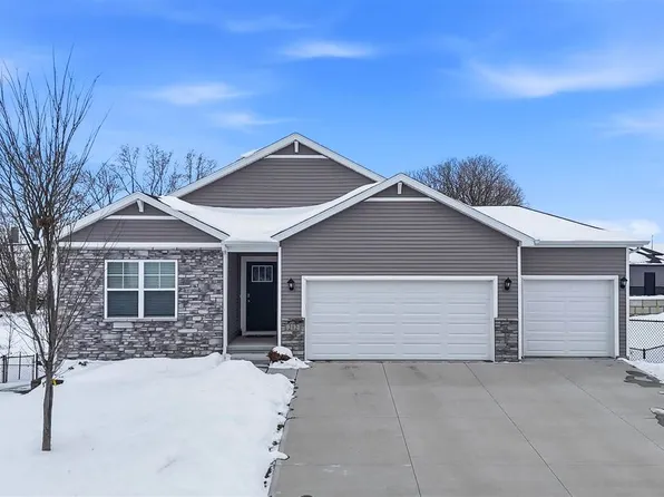 212 Dawson Dr, West Branch, IA 52358