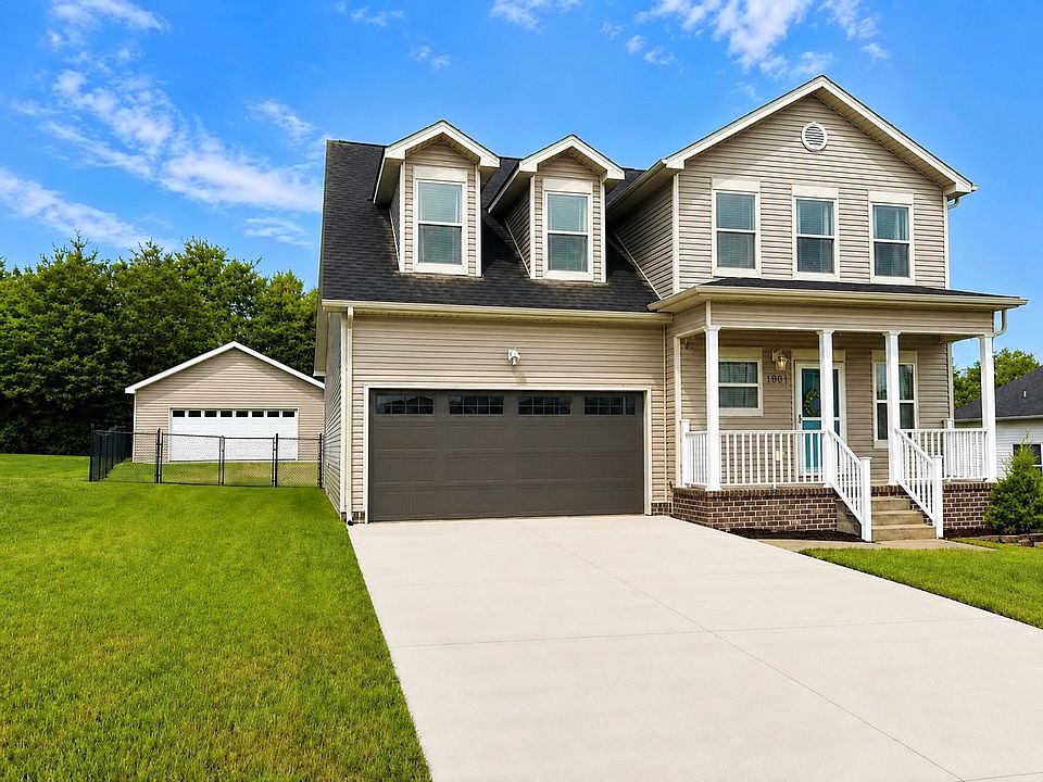 1st image of 1901 Sheffield Ln