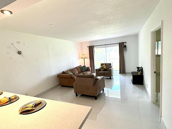 3rd image of 981 Hillcrest Court #106