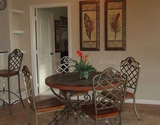 4th image of 907 Charo Pkwy Unit 935