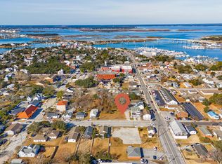 311 Pollock Street, Beaufort, NC 28516