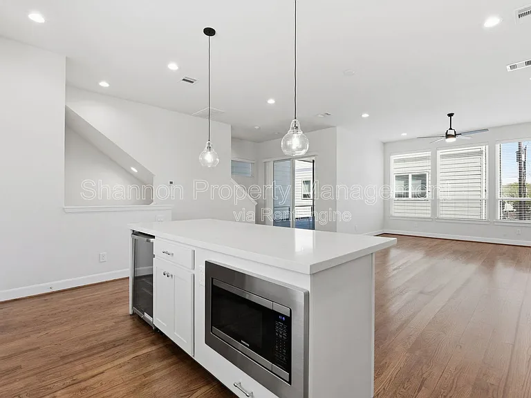 3024 Charline Ave — Photo 18