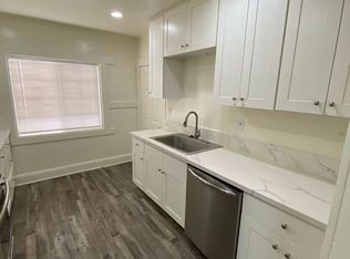 40 S Parkwood Ave, Pasadena, CA 91107