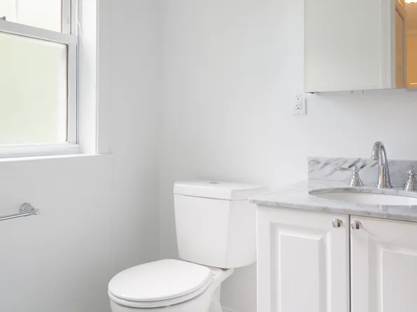 151 Gerry Rd #1, Chestnut Hill, MA 02467