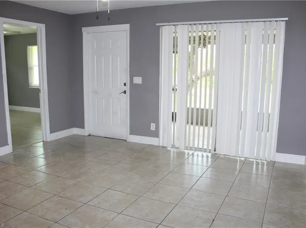 334 Cape Coral Pkwy W APT 2, Cape Coral, FL 33914