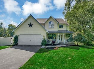 5548 Irish Rd, North Tonawanda, NY 14120