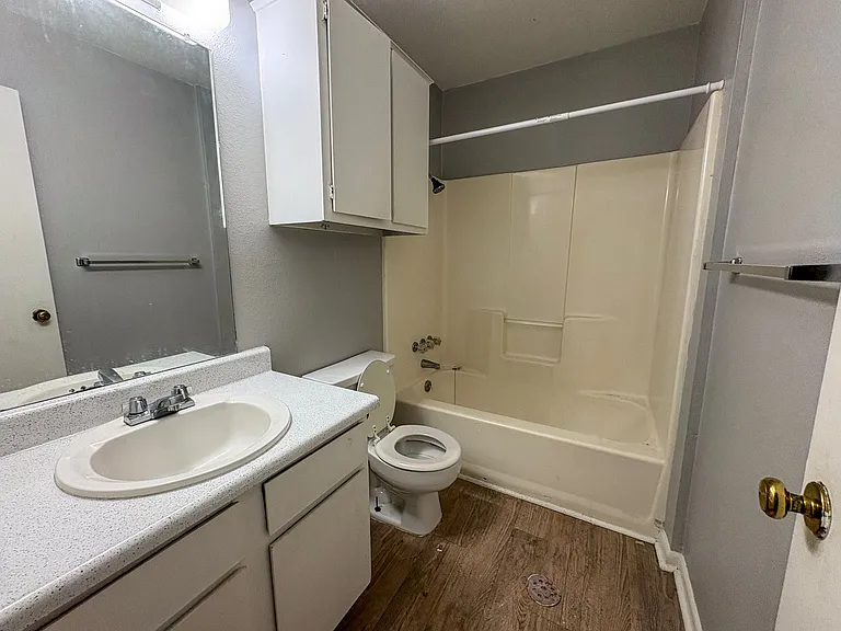 Wyndham Hill Apartments conveniently located in Southeast Tyler — Photo 31