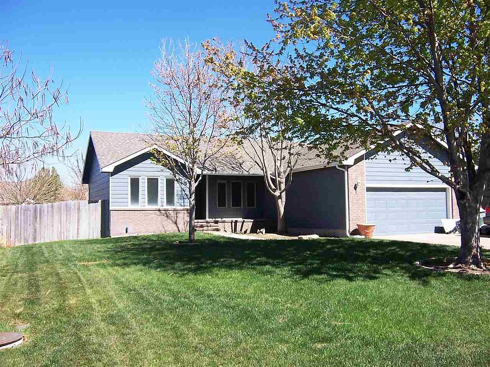 1st image of 3200 Foxfire Dr