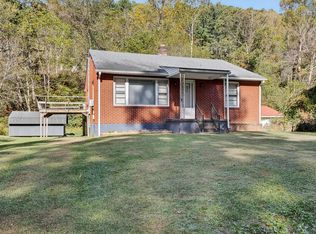 239 Currin Valley Rd, Marion, VA 24354