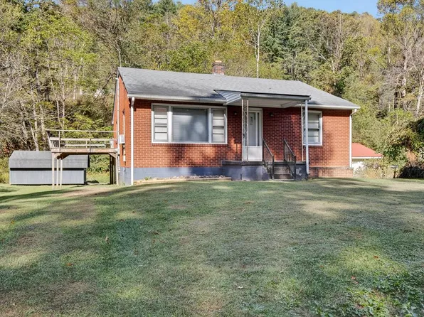 239 Currin Valley Rd, Marion, VA 24354