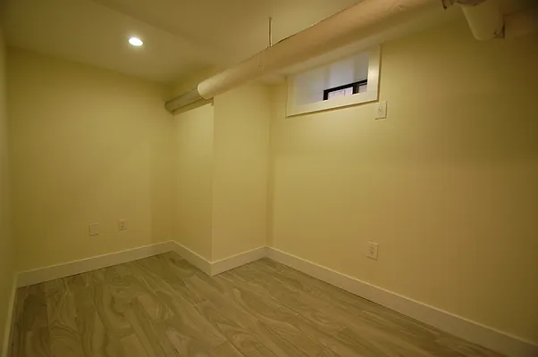 Rented by Compass | media 18