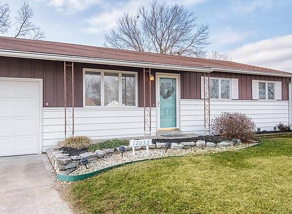 5th image of 12052 Colonial Dr