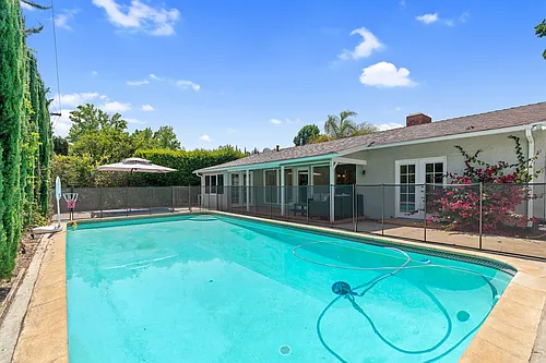 1030 Cynthia Ave Photo 1