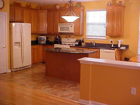 Porcelain Floors in Kitchen