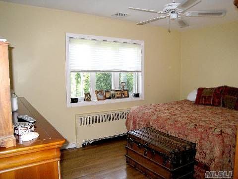 5th image of 1019 Maple Ln