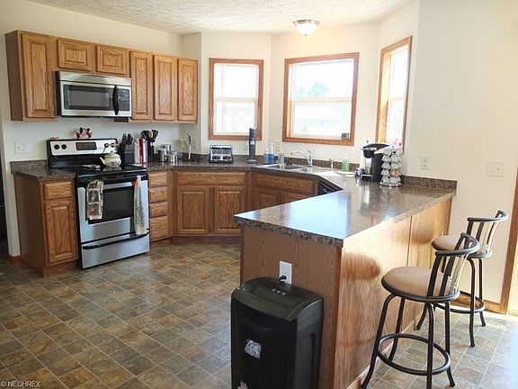 4th image of 1216 W Chester Dr