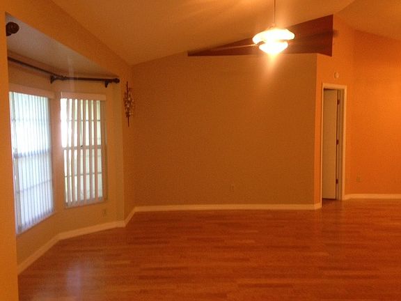 5th image of 1189 Malone Ct