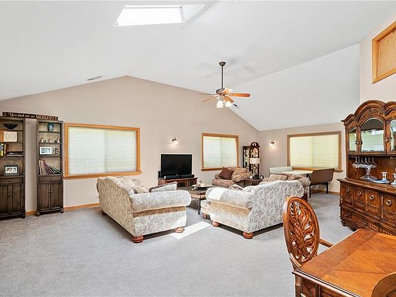 3rd image of 2259 Gary Dr