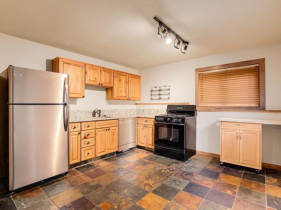 5th image of 503 S 6th Ave #B