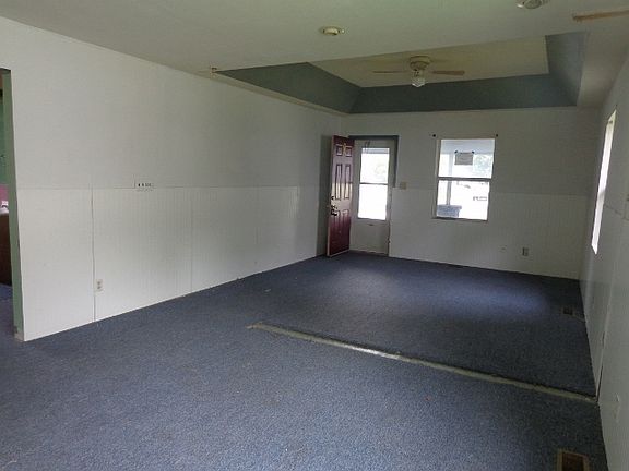 3rd image of 1125 W 3rd Ave