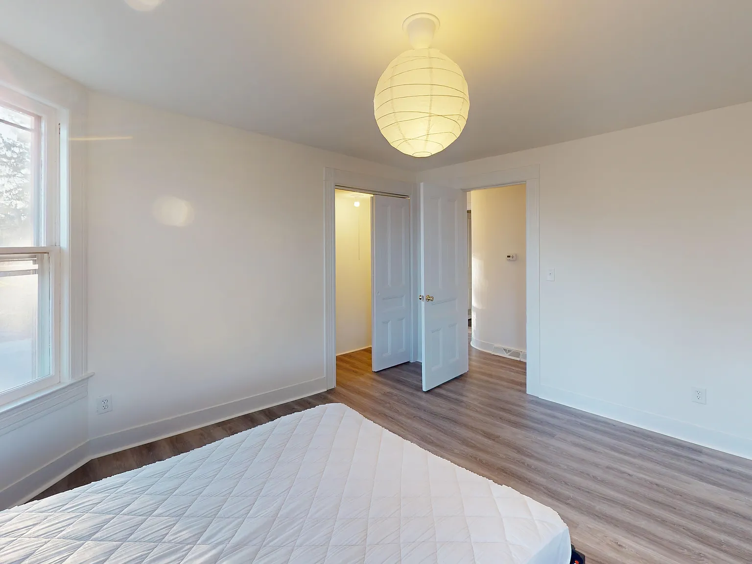 6 bed, $3,600 — Photo 2