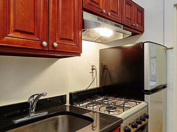 Stainless steel kitchen appliances