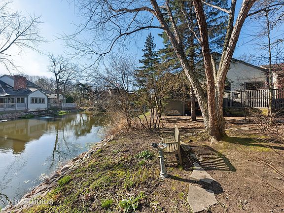 3rd image of 80 Warrington Dr